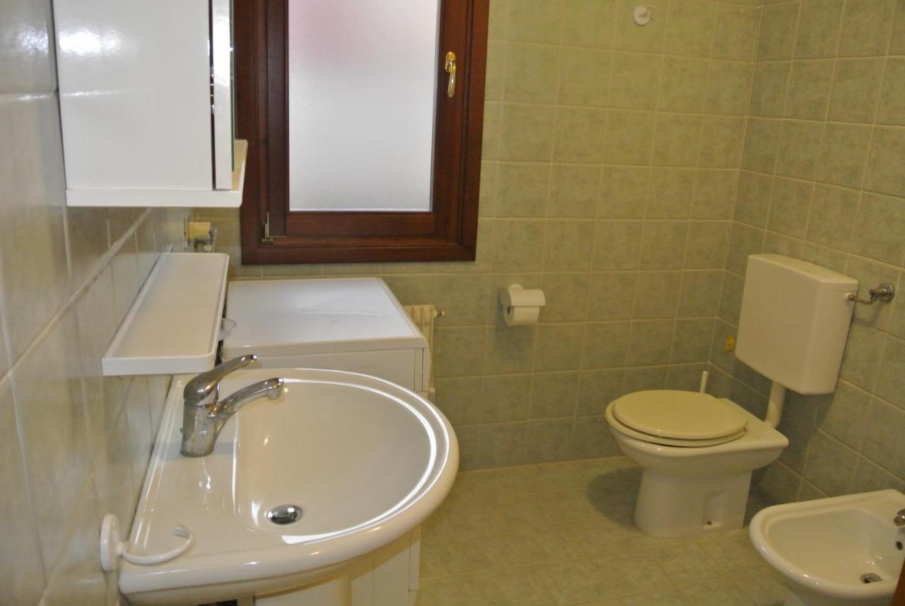 Condominio Maria Lignano Sabbiadoro Exteriör bild